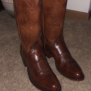 Lucchese R4 Ton Boots